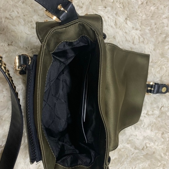 Michael Kors bag - Picture 3 of 6